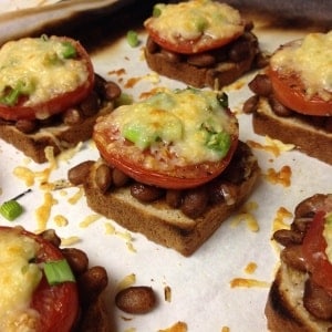 Picky Eater Approved- Easy Cheesy Bean Toast. Would your picky eater go for this?